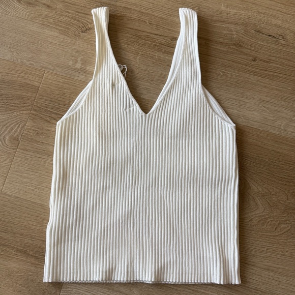 Sadie And Sage NWT Maddie Ribbed Knit Tank - Picture 5 of 10